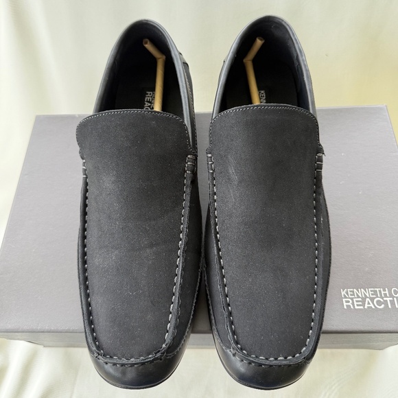 Kenneth Cole Reaction World Mens Shoes Black Suede SZ 9.5 - Picture 1 of 6